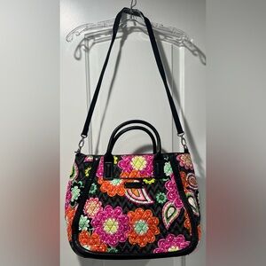 Vera Bradley Trapeze Ziggy Zinnia Tote
🩷💚🧡🖤